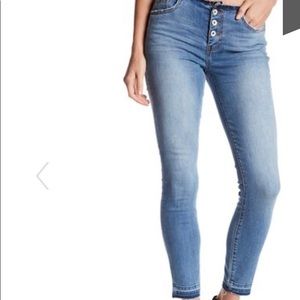 Band of Gypsies Ava Ankle Crop Jean Size 25